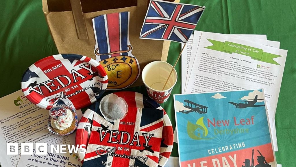VE Day care parcels handed out in Derbyshire to fight loneliness