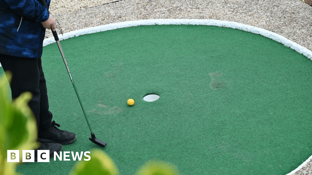 Hastings school pupils to go head-to-head in mini golf tournament
