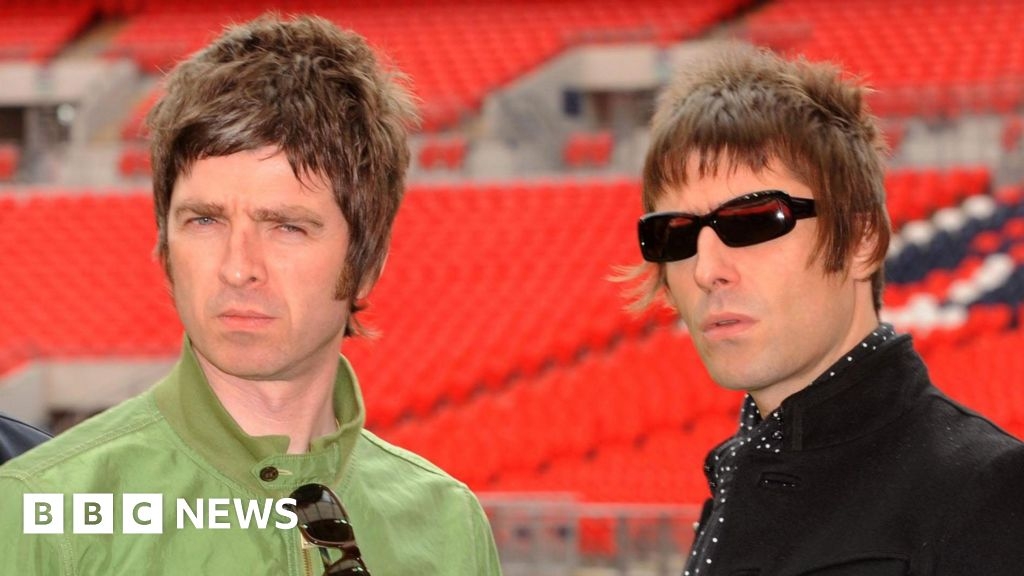 Oasis fans called 'rowdy' and 'middle-aged' in Edinburgh gig briefing