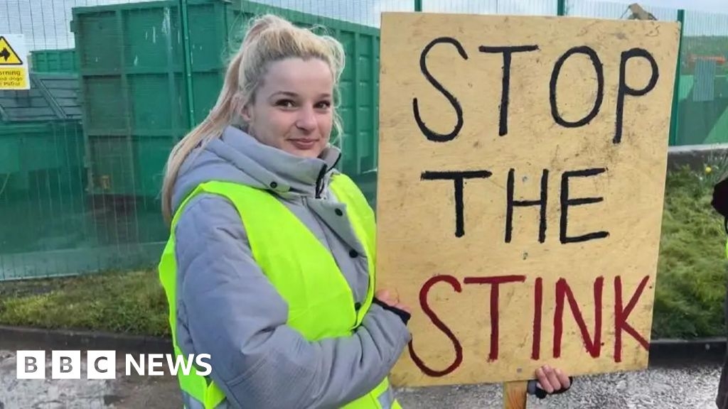 'Fleetwood stink' leads to suspension of landfill site licence