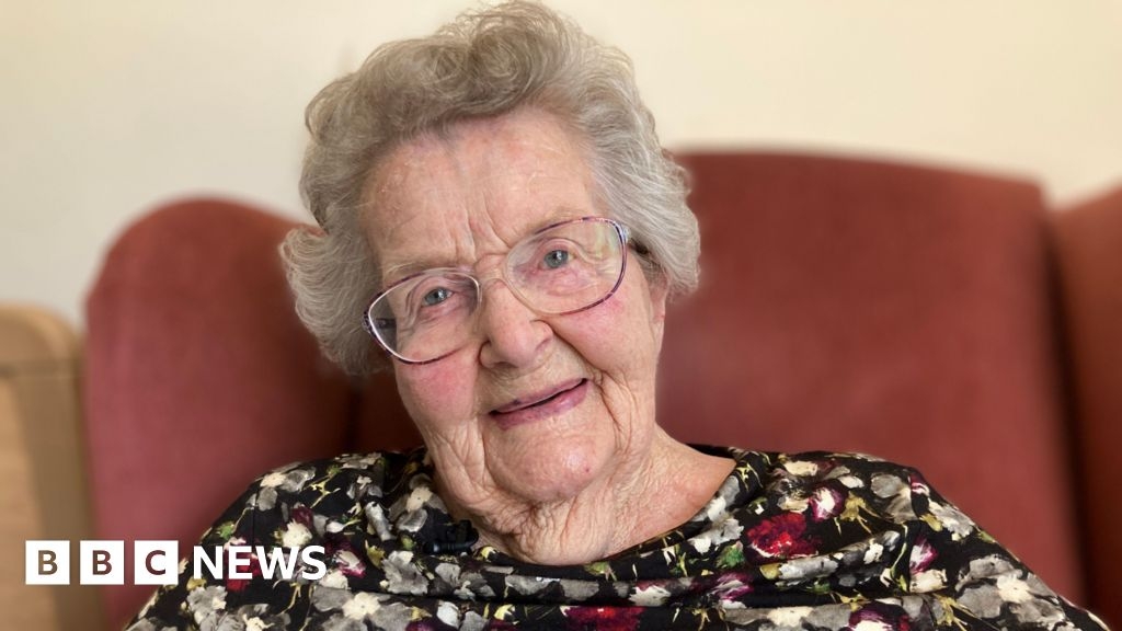 VE Day 80 years on: 'We all got a bit squiffy'