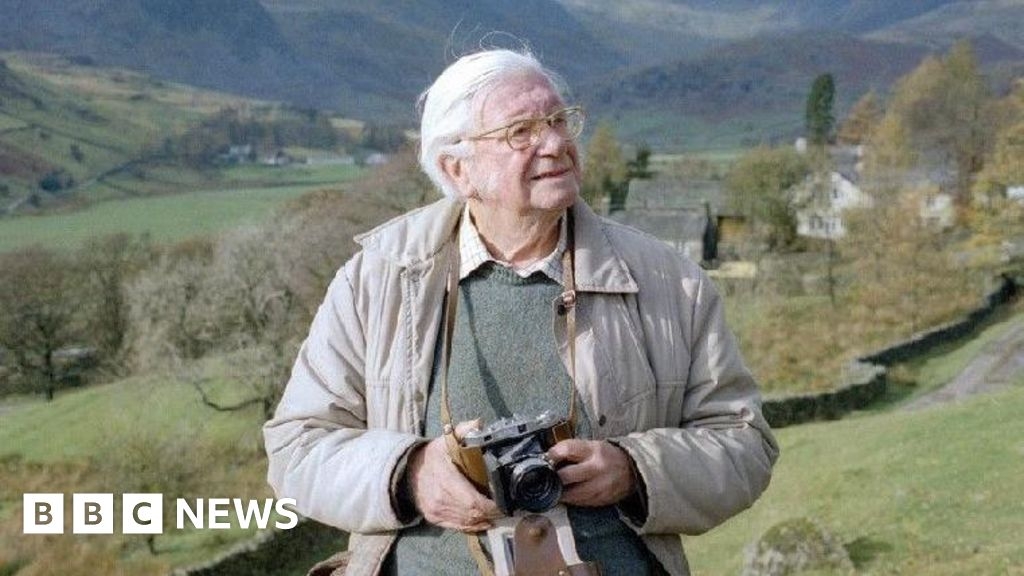 Plea to recognise Alfred Wainwright's Blackburn birthplace