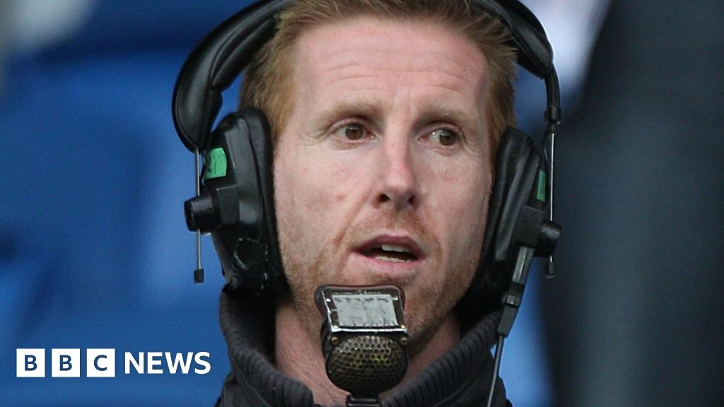 Ex-Norwich skipper Iwan Roberts reacts to Johannes Hoff Thorup sacking