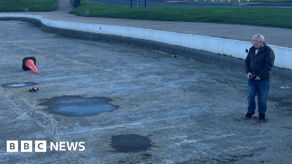 Redcar boating lake test refill due to start
