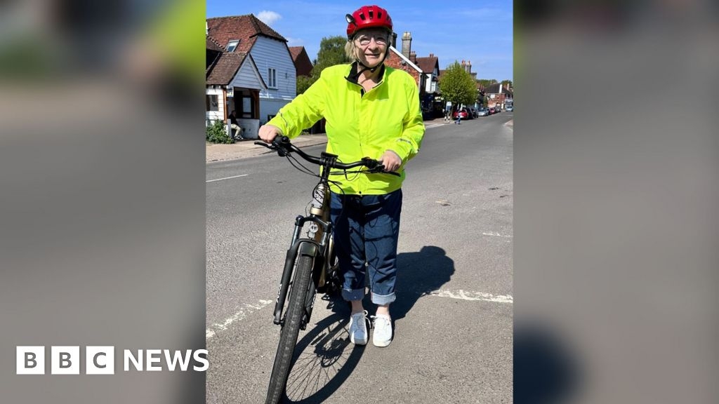 TV chef Rosemary Shrager starts 450-mile charity bike challenge