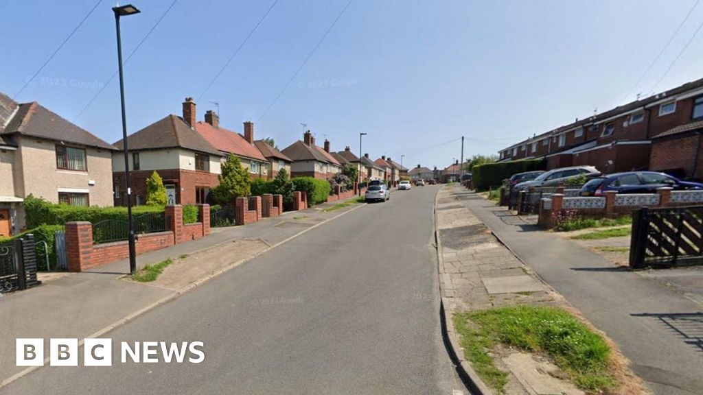 Man dies after fire breaks out in Sheffield flat