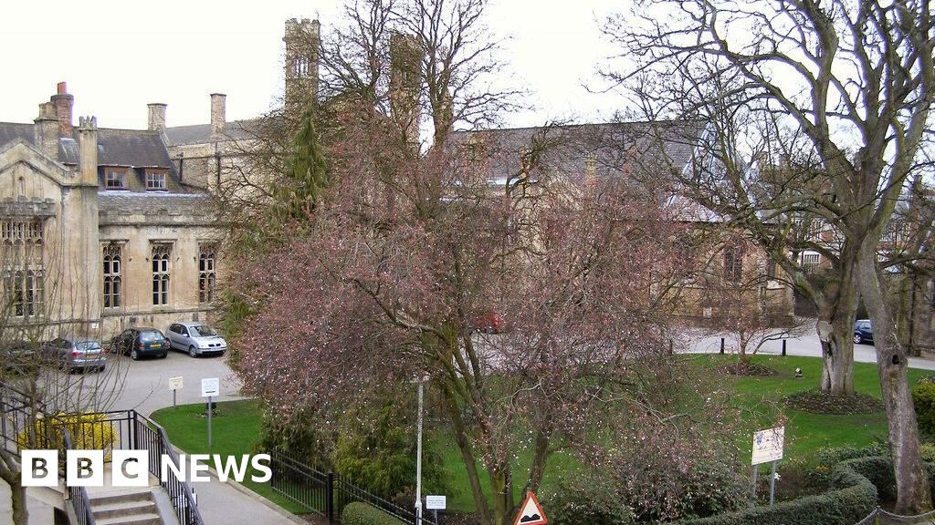 York teacher barred over sexual relationship with pupil