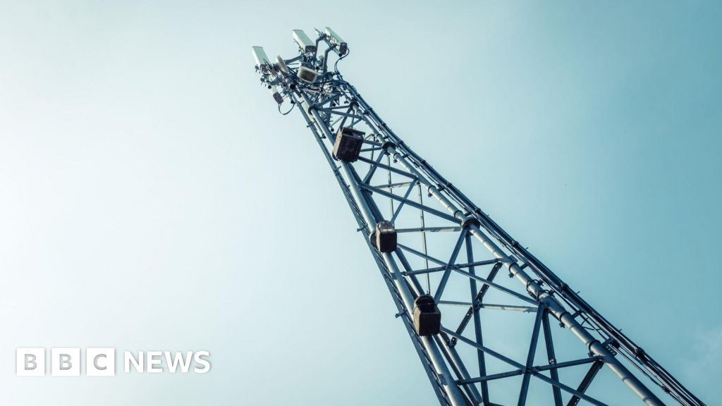 RBWM council rejects new 5G mast near Ascot racecourse