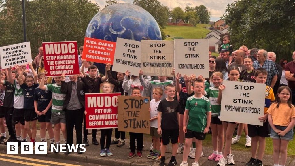 Mid Ulster: Residents protest over compost factory smell concerns