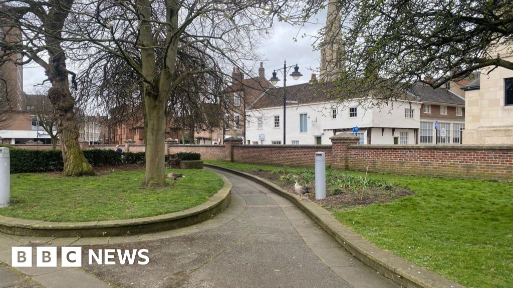 'Hidden' park in York used by Rowntree workers to get mural