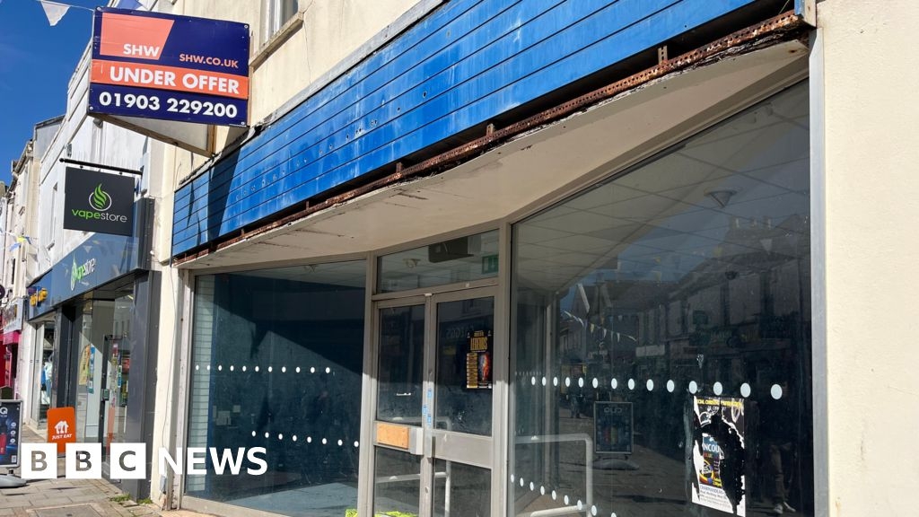 Sadness at shop closures in Worthing