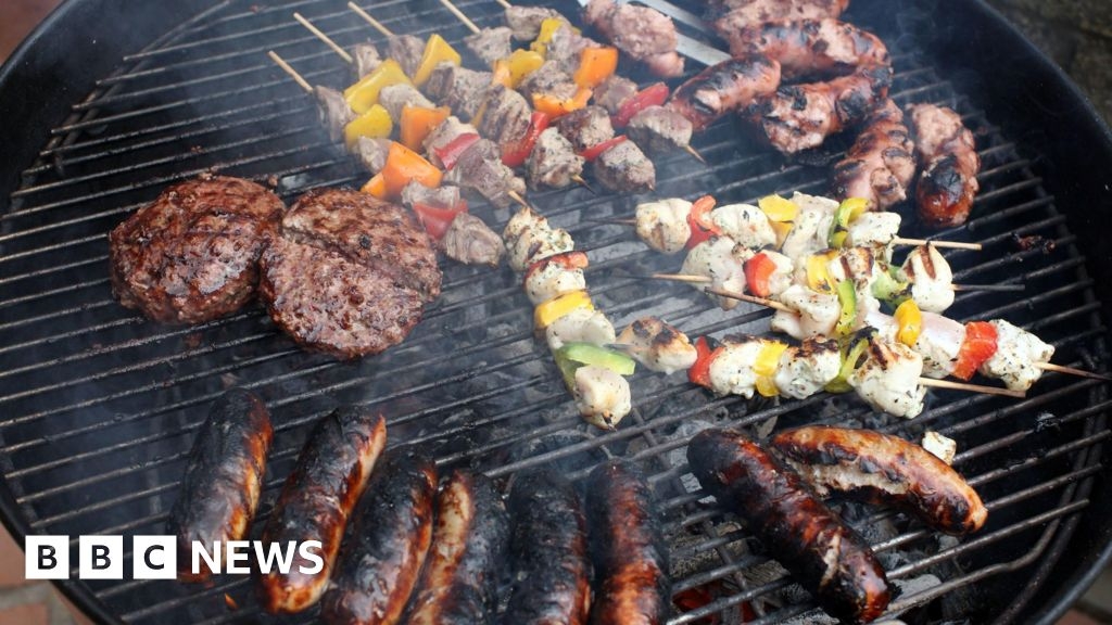 Parts of Chester city centre set for barbecue and alcohol ban