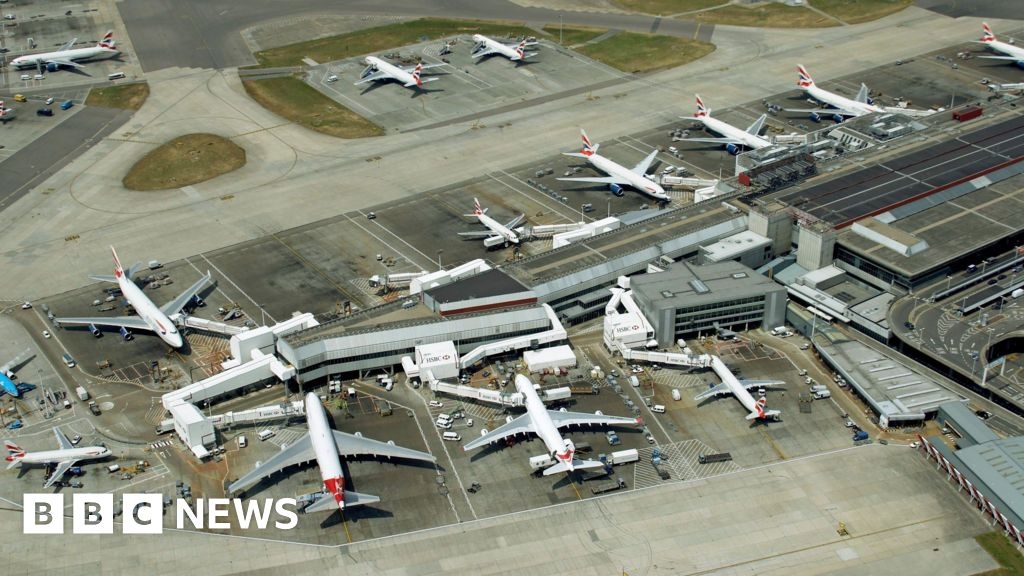 Heathrow airport workers' strike may intensify, Unite union warns