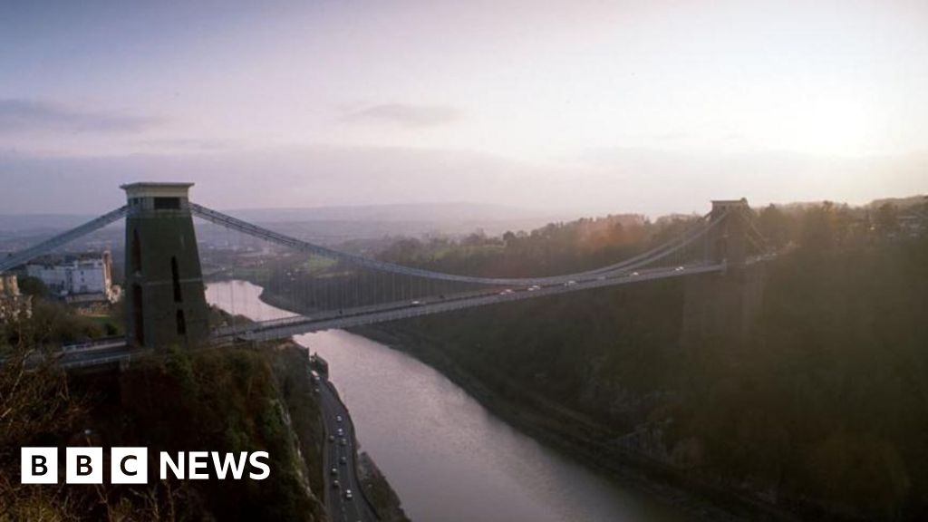 Clifton Suspension Bridge shuts to traffic for one weekend