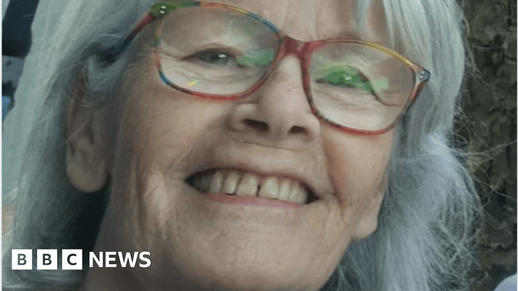 A5: Elderly woman dies after two-vehicle crash