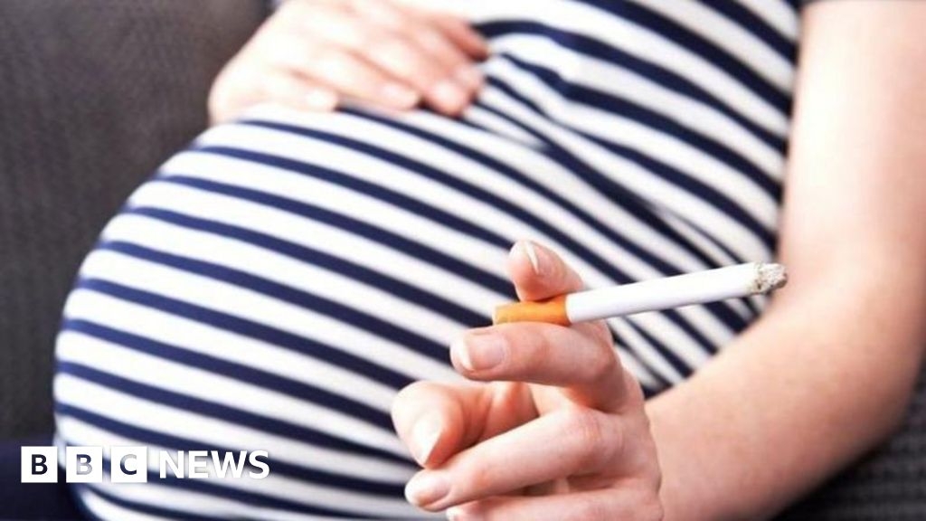 Pregnant smokers in Frimley get support to save babies' lives