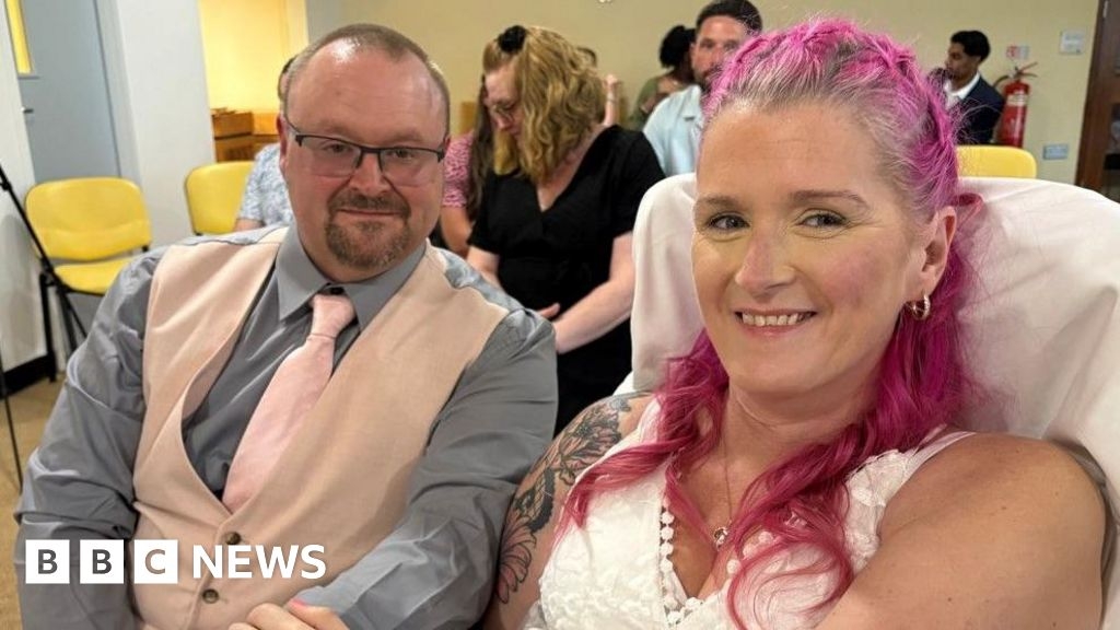 Couple marry in hospital after bridge paralysed during hen party