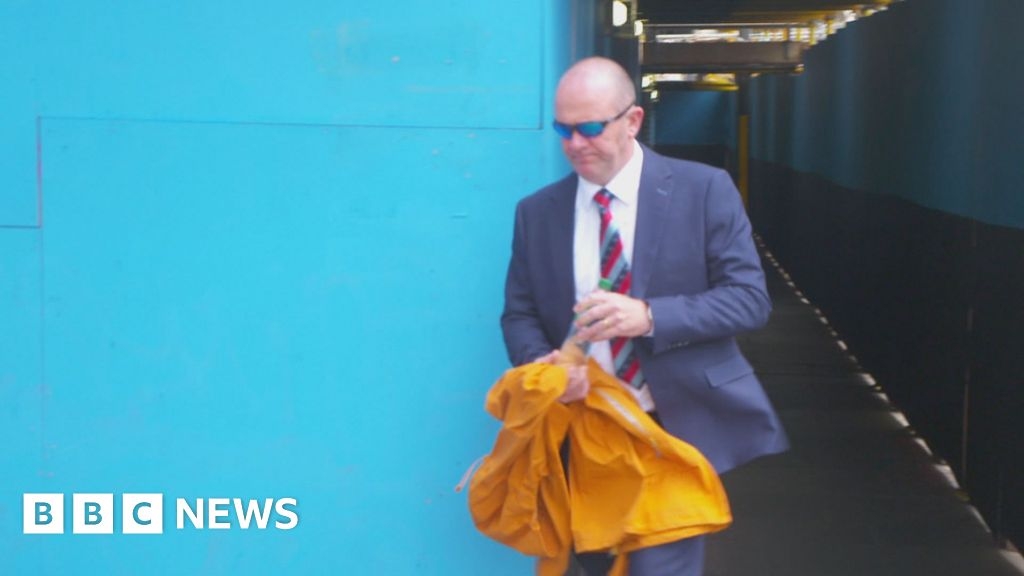 Ex-Police Scotland officer cleared of perjury in tribunal