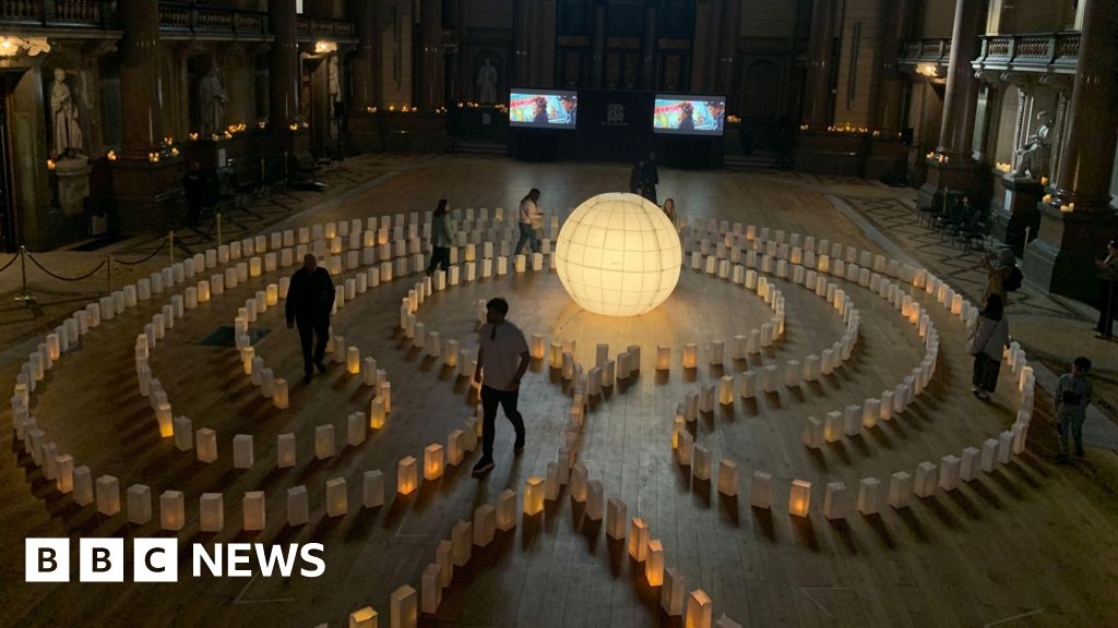 Liverpool families reflect on loss at Covid-19 commemoration