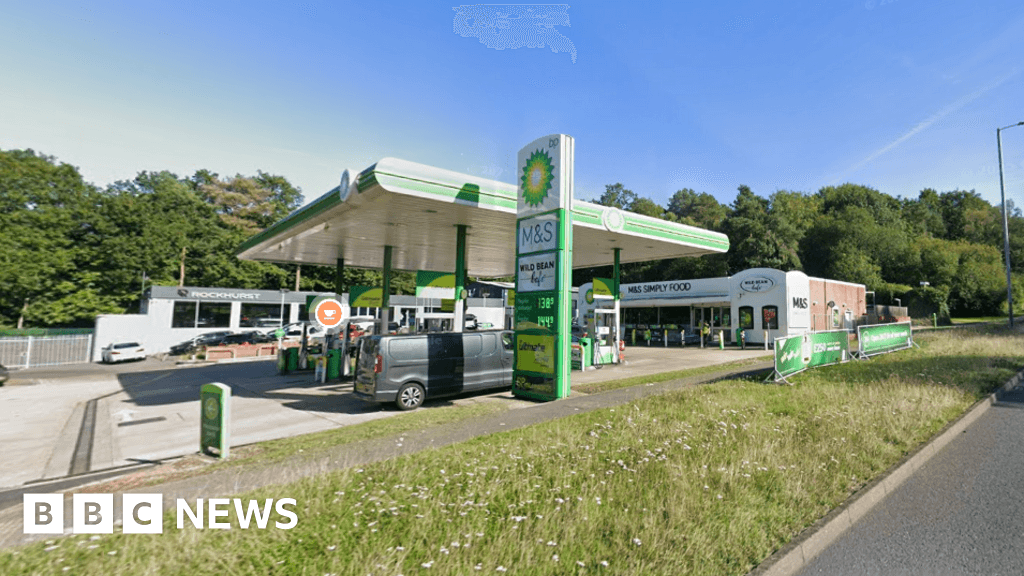 Bracknell man admits 46 thefts from town's shops