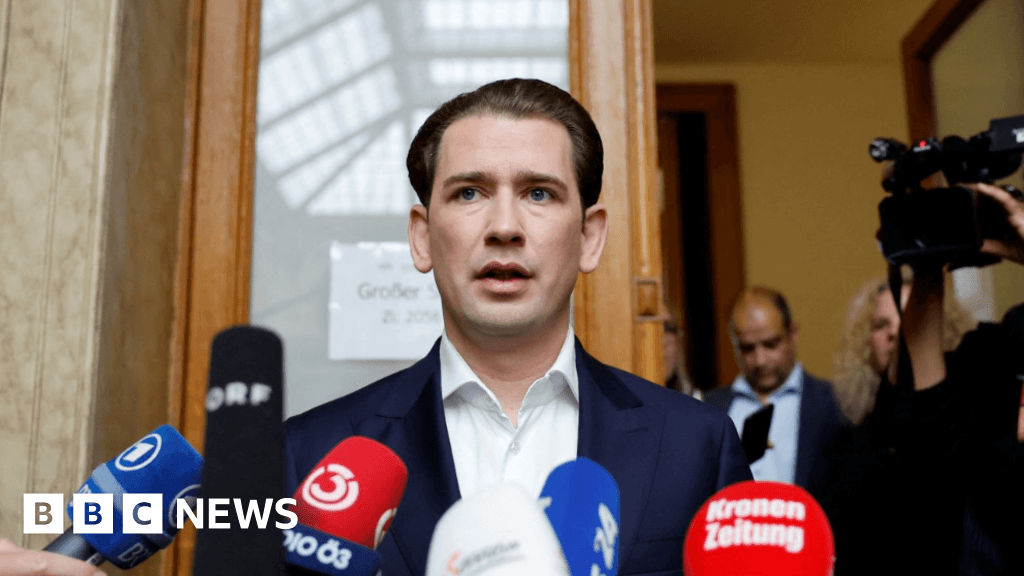 Sebastian Kurz: Austria's ex-chancellor wins appeal against perjury conviction