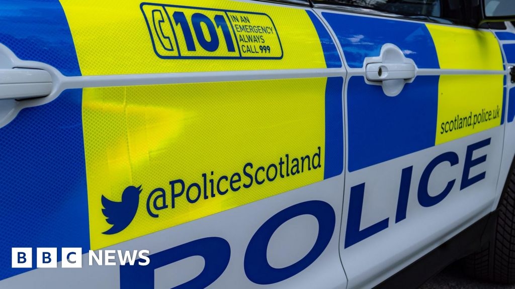 Two injured in crash near Fort William.