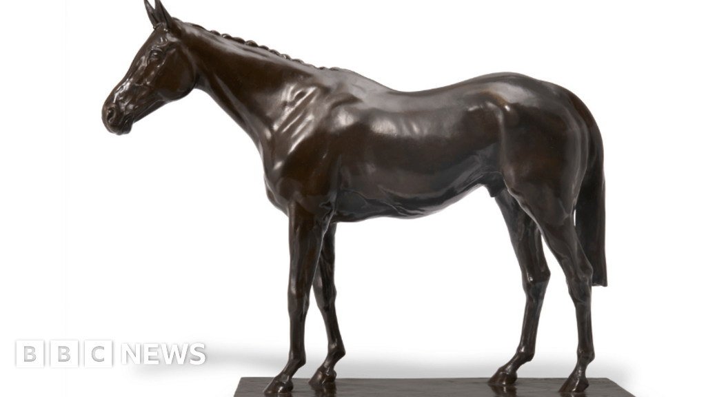 Alfred Munnings racehorse sculpture could fetch £300k at auction