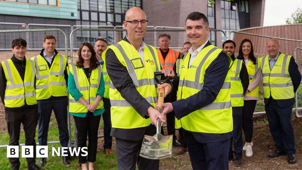 University of Wolverhampton unveils £11m decarbonisation project