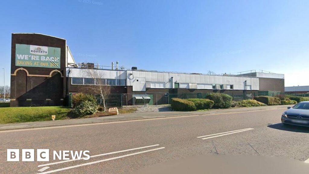 Family-owned Roberts bakery firm planning to cut up to 250 jobs
