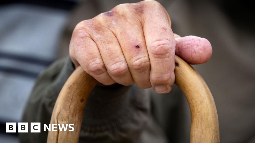 Dementia hub plan for patients in parts of Berkshire and Hampshire