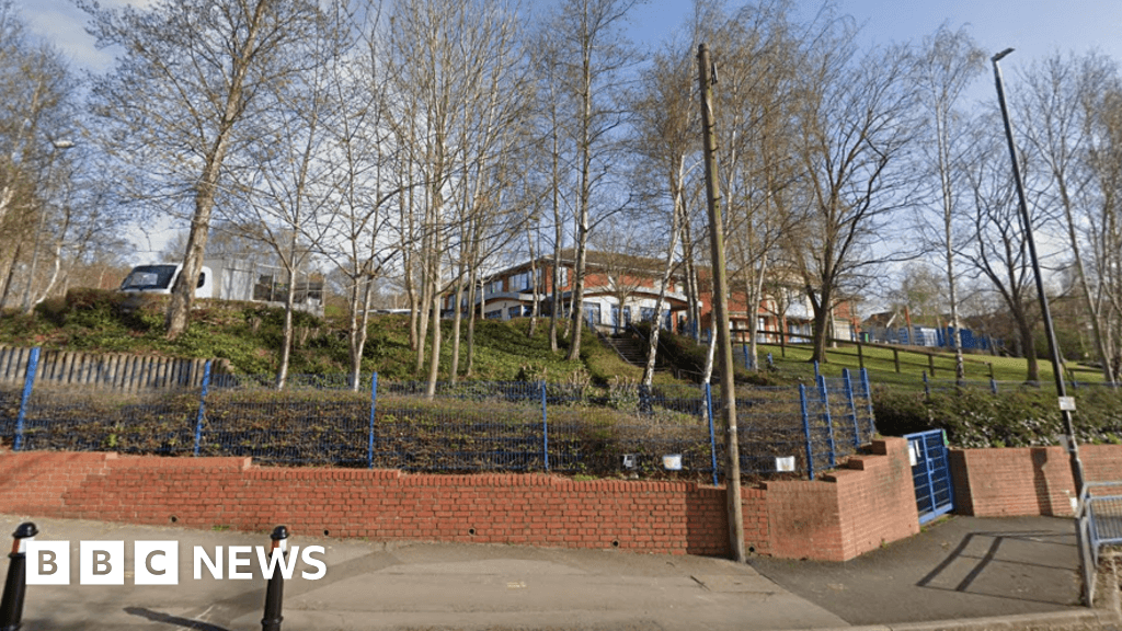 Kitchen knife confiscated from pupil at Kingswood primary school