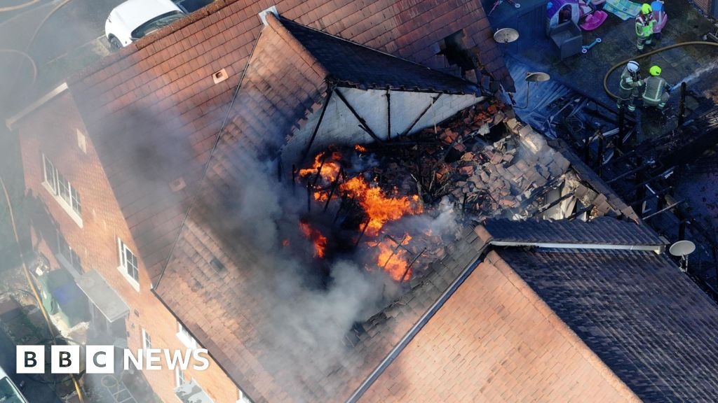 Southwater fire affecting five homes leads to police appeal