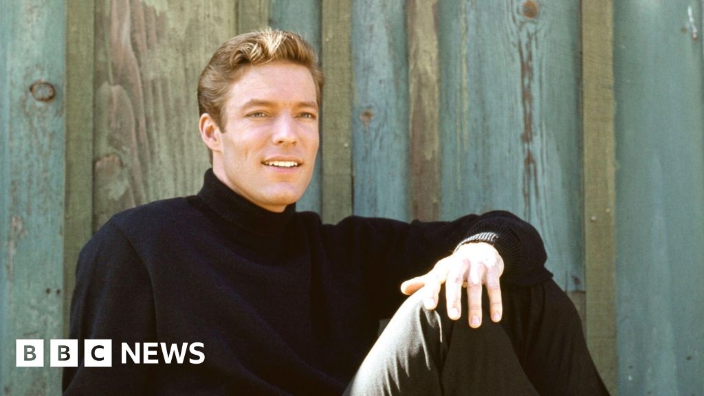Richard Chamberlain obituary
