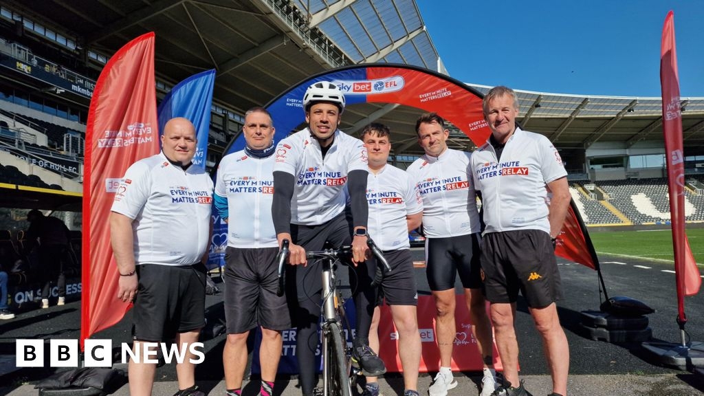 Ex-Hull City star Curtis Davies rides in Every Minute Matters Relay