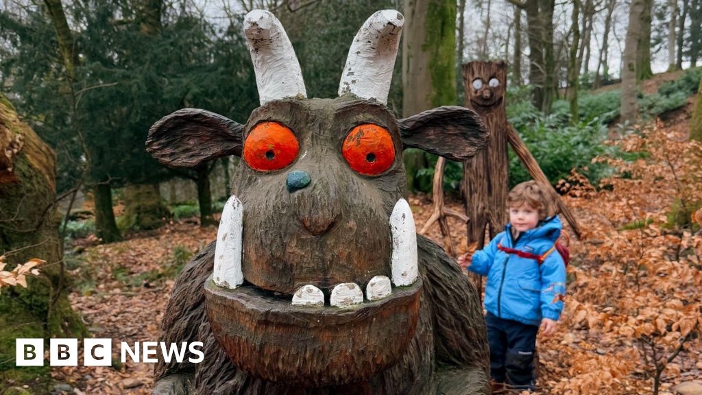 Orrest Head Gruffalo carvings removed over copyright claims