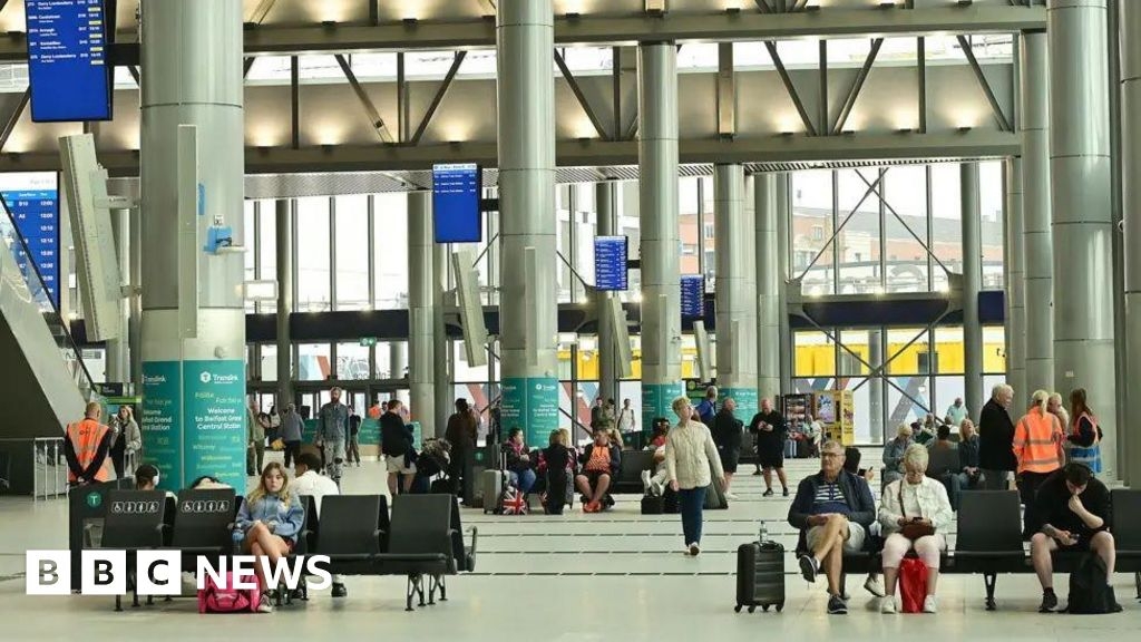 Grand Central Station: Irish signs at Belfast hub to cost £150,000