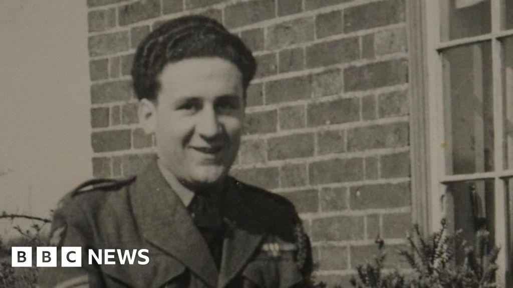 Suffolk WW2 veteran awarded France's highest order of merit