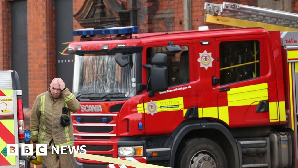 Scottish fire service cuts could cost lives, says union