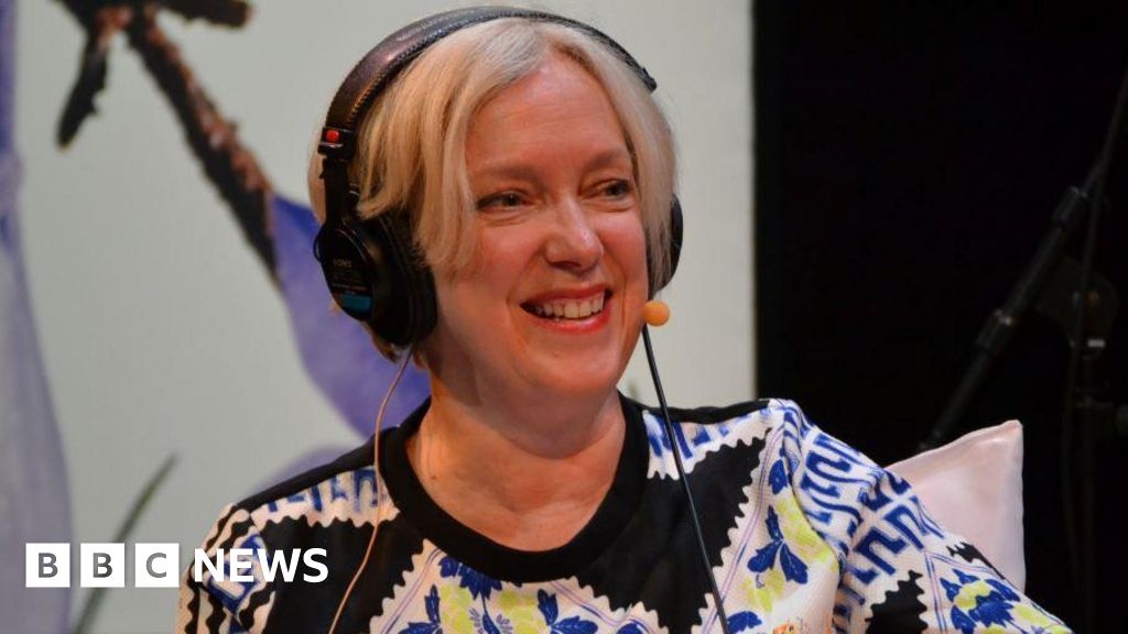 BBC broadcaster steps down after Alzheimer diagnosis