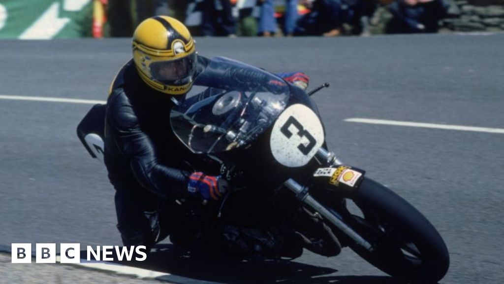 Joey Dunlop to be honoured in Ballymoney event