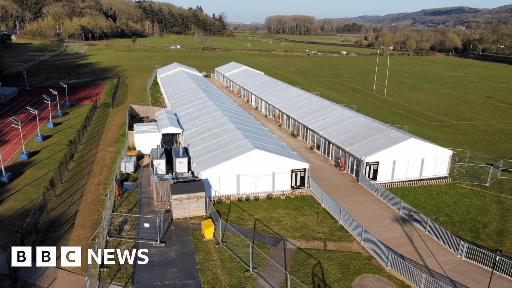 Clevedon School pupils to leave tents as school building approved