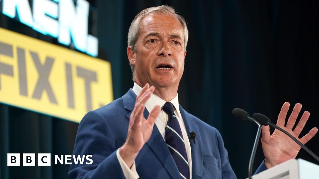 Nigel Farage clashes with teaching union over 'far right' claim
