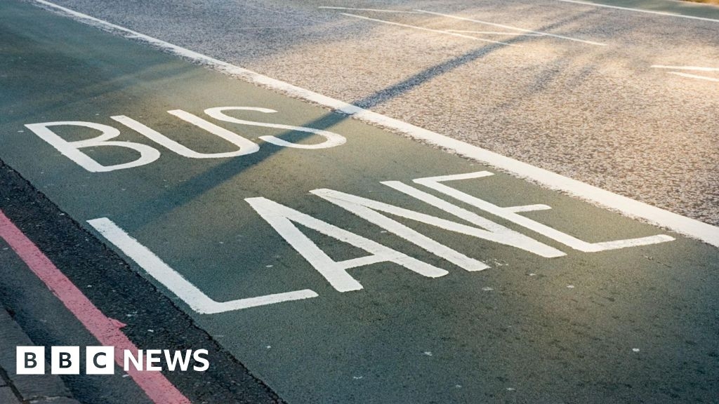 New £70 fines for driving on A259 bus lanes in parts of East Sussex