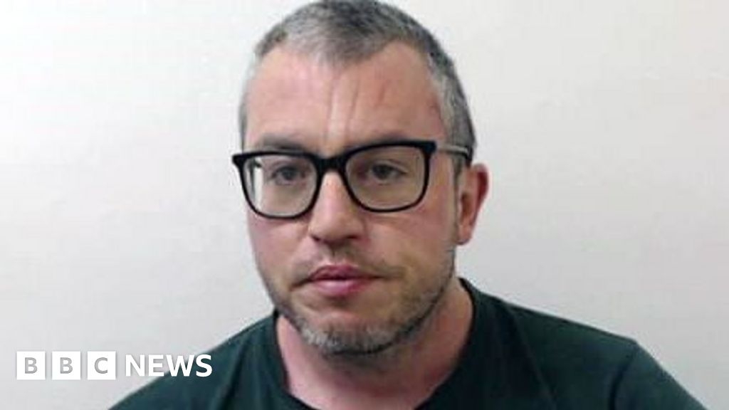 Former lawyer guilty of murder plot moved to secure unit