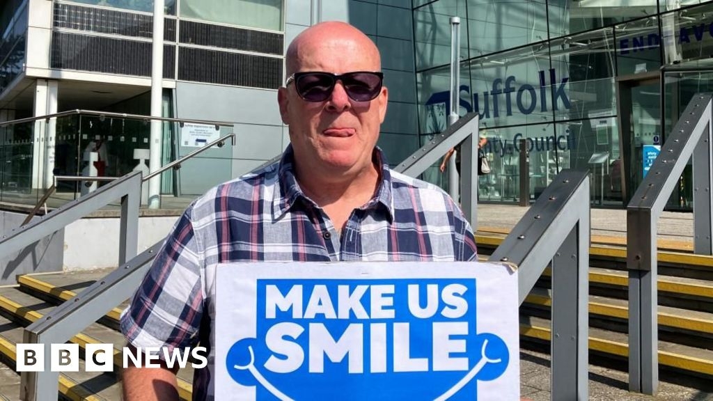 'NHS dentistry is dead on its feet', says Felixstowe campaigner