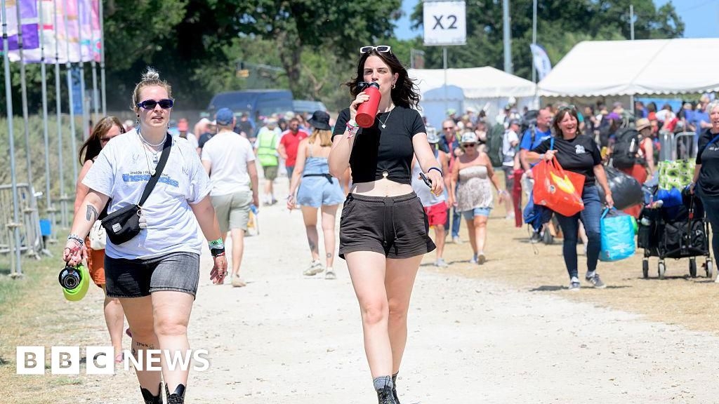 Isle of Wight festivalgoers given hot weather safety tips