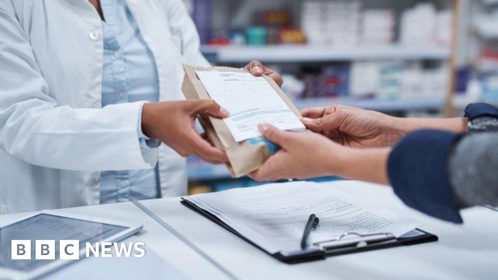 Prescription charges frozen in England