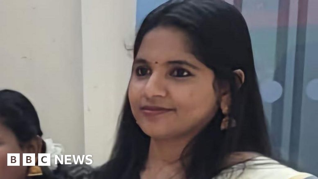 'Much-loved' Portsmouth nurse among plane crash victims