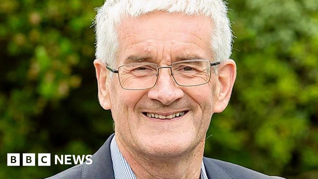 Lib Dems win Wokingham by-election after councillor's death