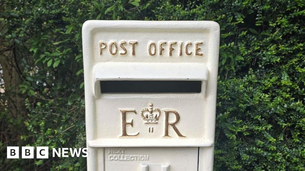 Cemetery's 'postbox to heaven' helps loved ones grieve